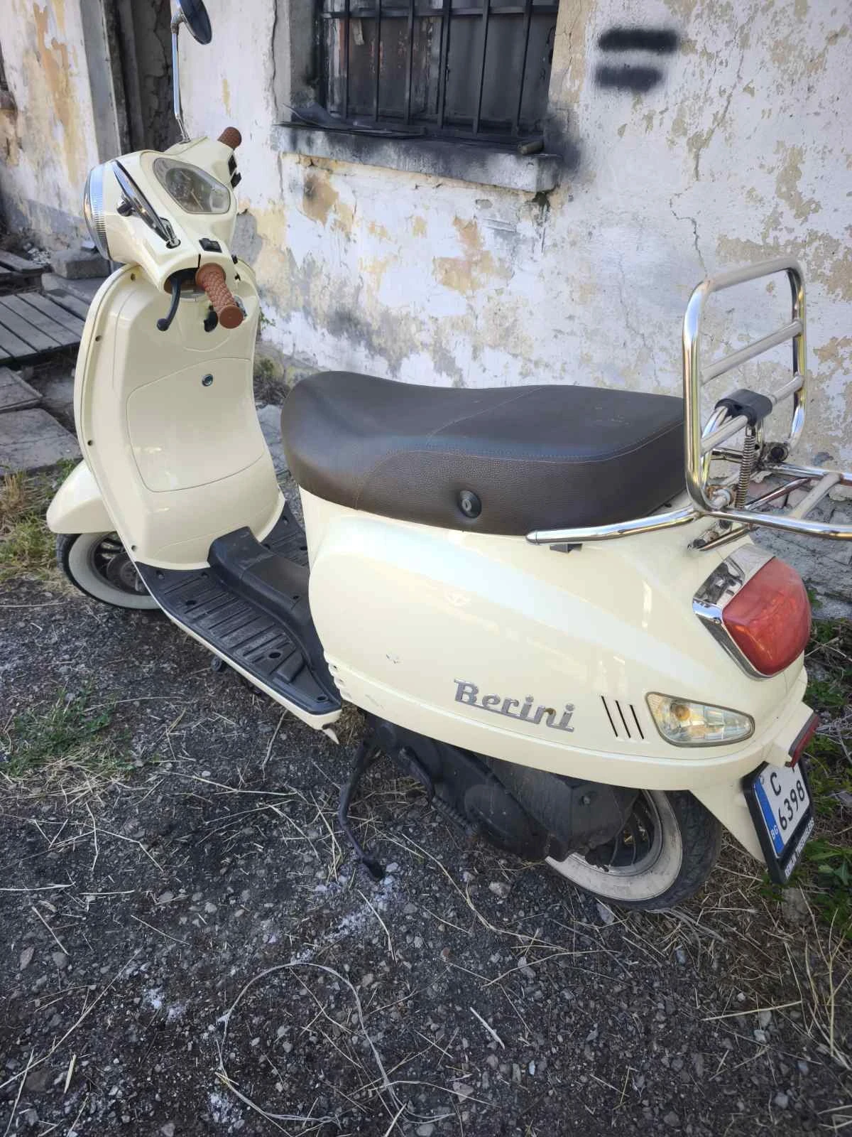 Vespa 50  - изображение 2
