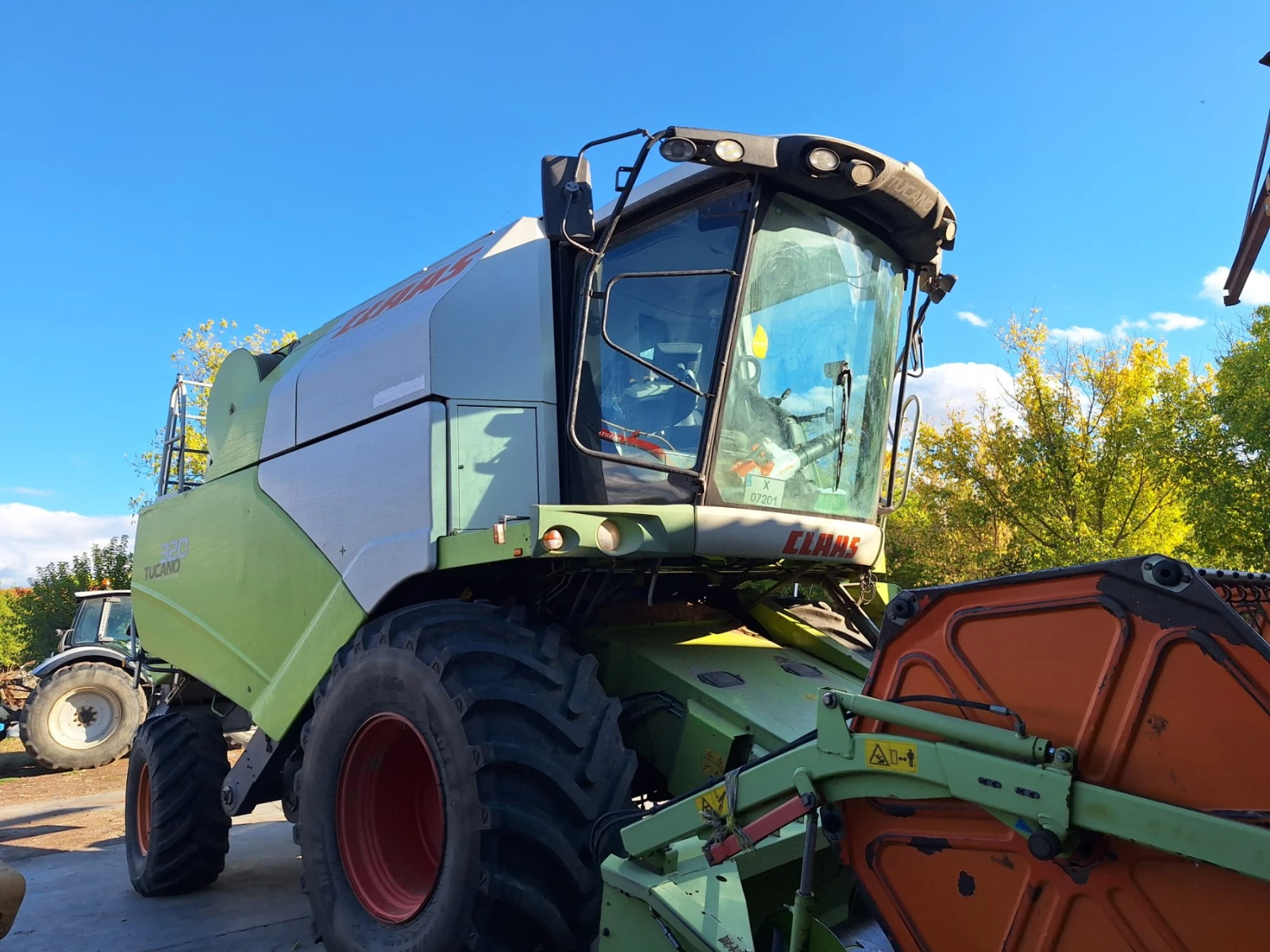 Комбайн Claas TUCANO 320 - изображение 3