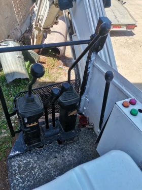 Багер Komatsu PC28, снимка 5