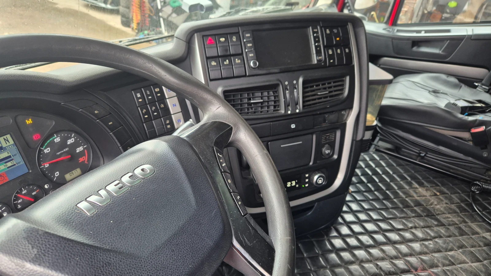  Iveco-Palfinger PK23002 | Mobile.bg   11