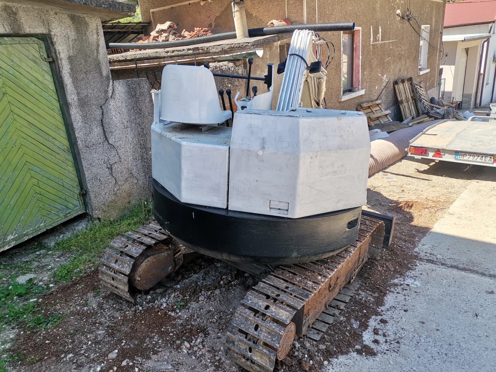 Багер Komatsu PC28