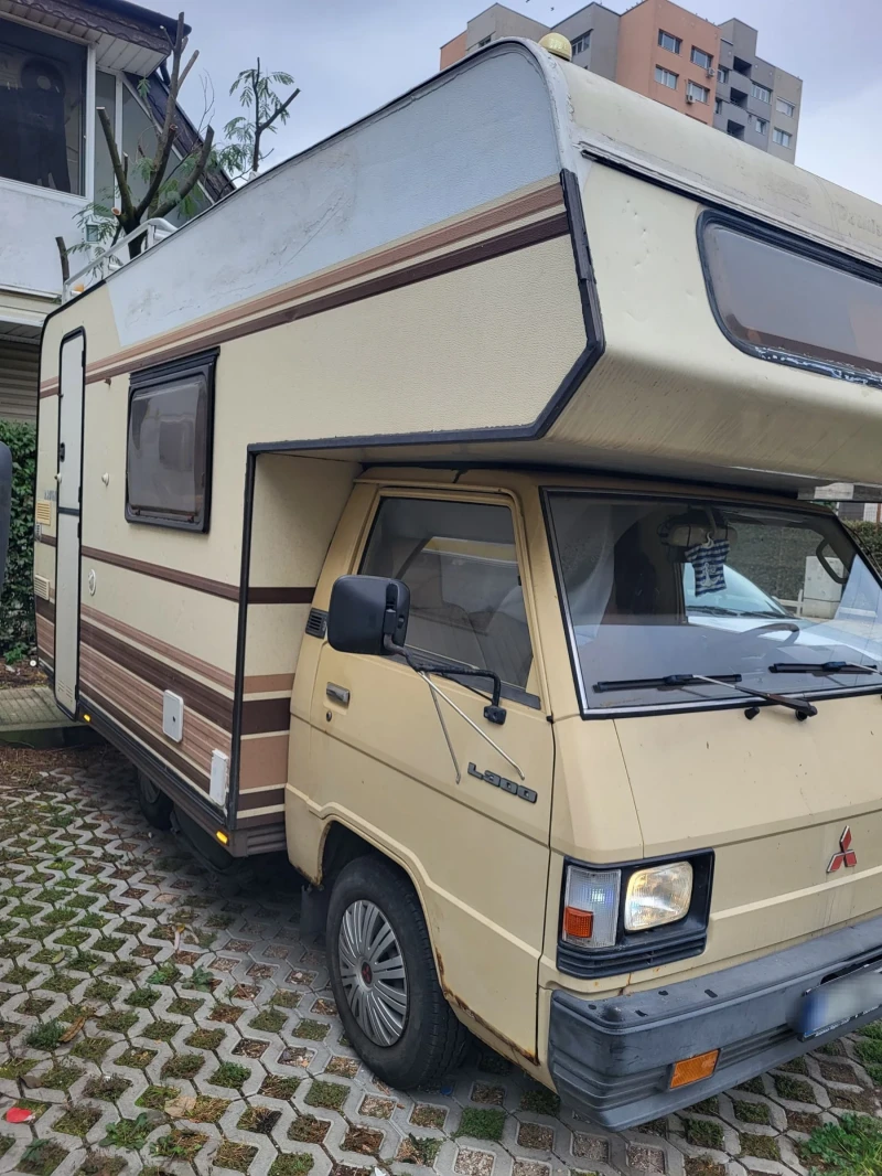 Кемпер Mitsubishi L300