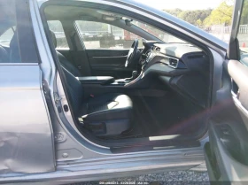 Toyota Camry 2.5l Se, снимка 5