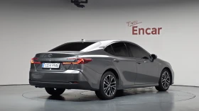Toyota Camry 2.5* BLIND SPOT* ПОДГРЕВ ВОЛАН* ЛЮК* КРАЙНА ЦЕНА, снимка 2