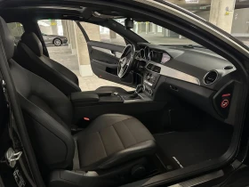 Обява за продажба на Mercedes-Benz C 250 AMG package / Регистриран ~26 100 лв. - изображение 8