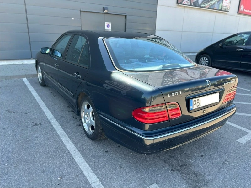 Mercedes-Benz E 200 Kompressor GAZ, снимка 7 - Автомобили и джипове - 46861473