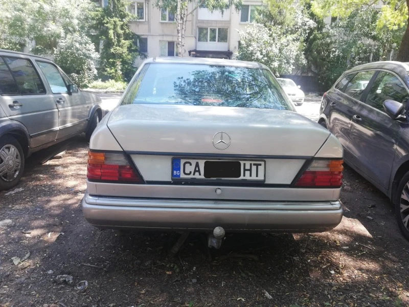 Mercedes-Benz 124 200d, снимка 7 - Автомобили и джипове - 46459471