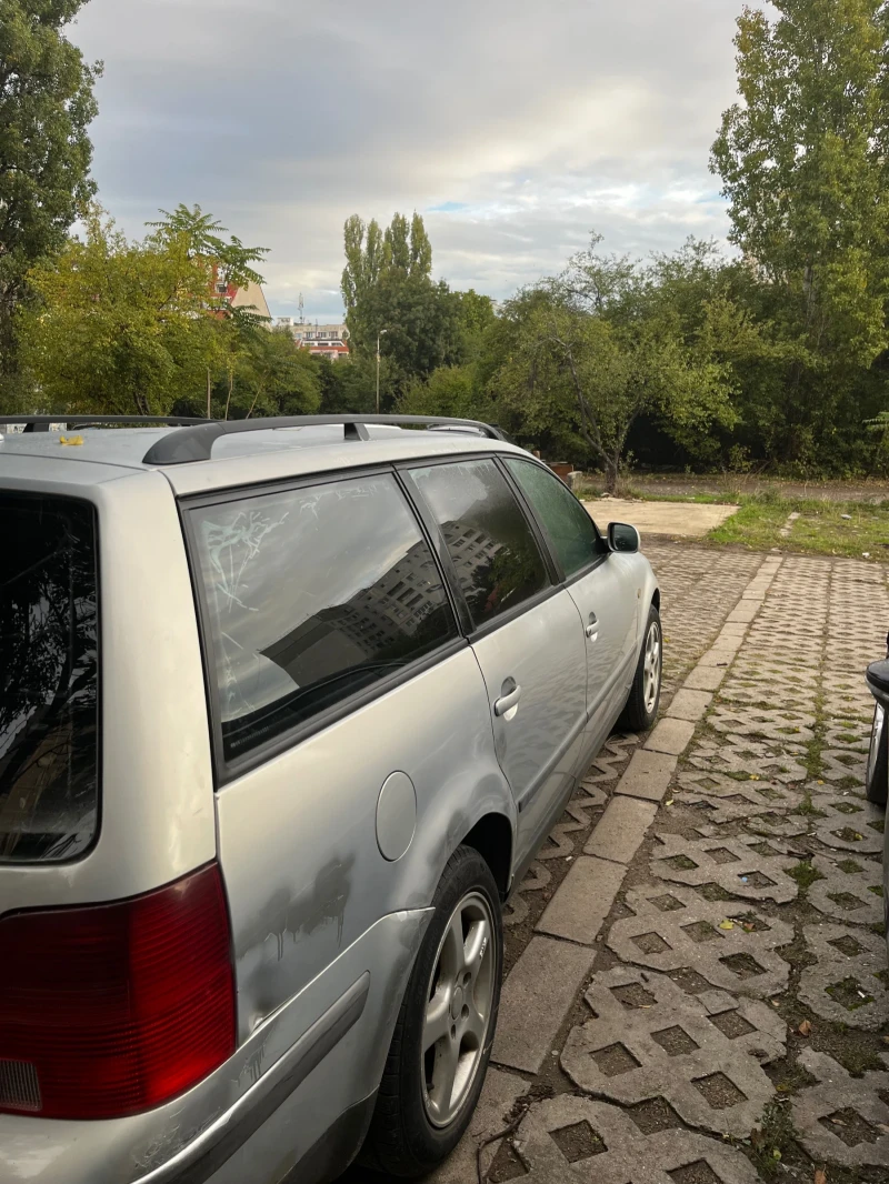 VW Passat 1.9 TDI, снимка 2 - Автомобили и джипове - 47530974