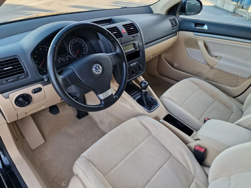 VW Golf 1.6 102k.s. 127000km., снимка 8 - Автомобили и джипове - 47620184