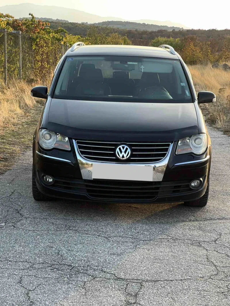 VW Touran 2.0, снимка 1 - Автомобили и джипове - 47917920