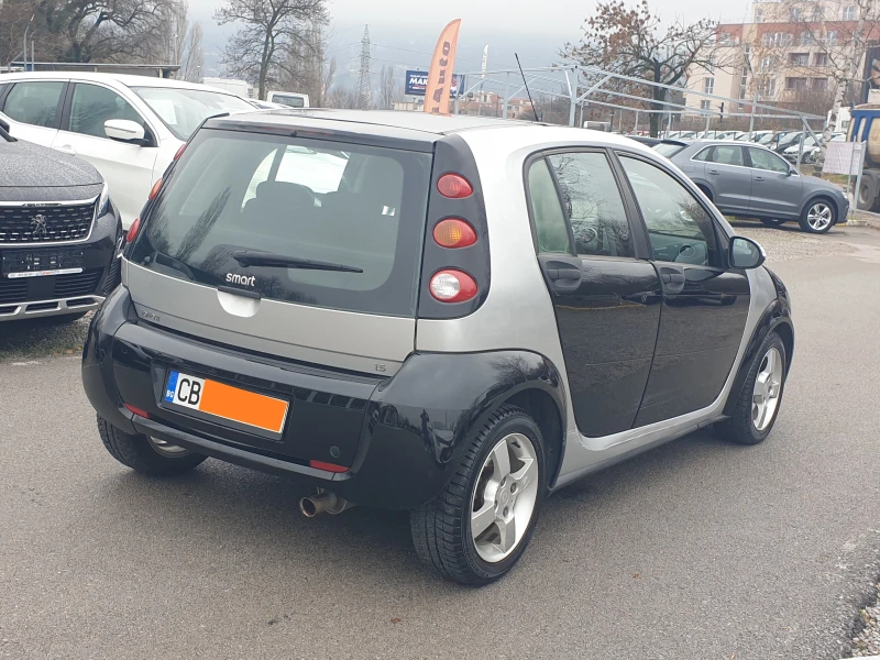 Smart Forfour 1.5i* АВТОМАТИК* ШИБЕДАХ* , снимка 4 - Автомобили и джипове - 48219315