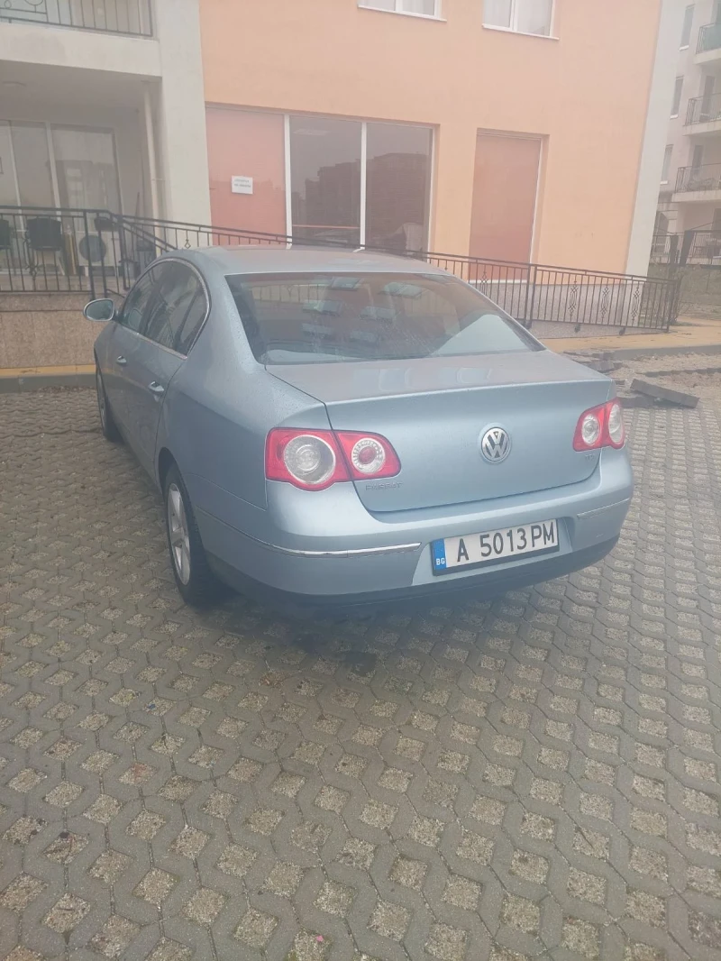 VW Passat B6, снимка 3 - Автомобили и джипове - 49331736