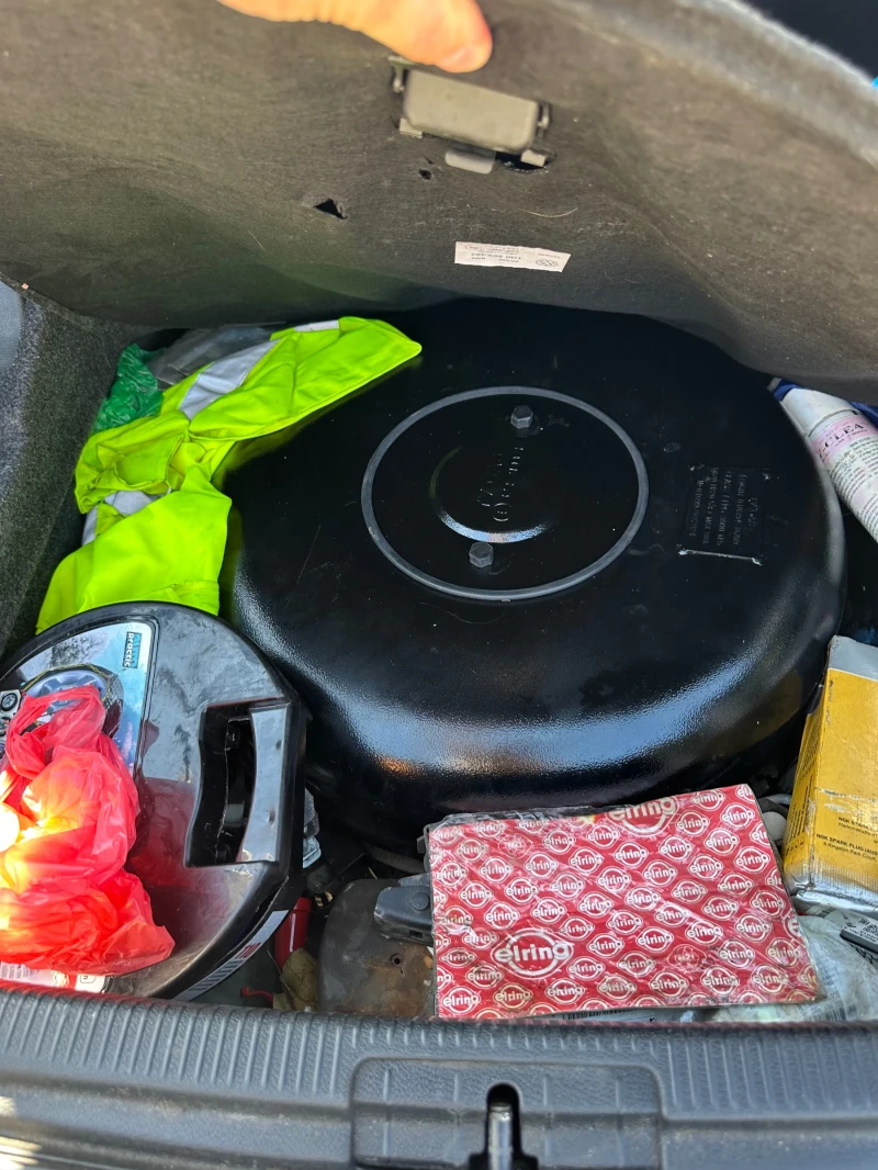 VW Eos ГАЗ, Navi, снимка 6 - Автомобили и джипове - 52499843