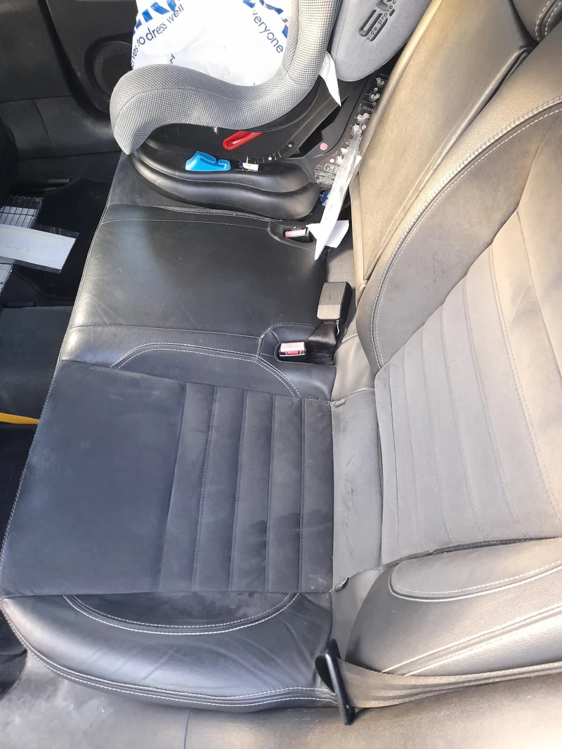 Renault Laguna, снимка 12 - Автомобили и джипове - 51928719