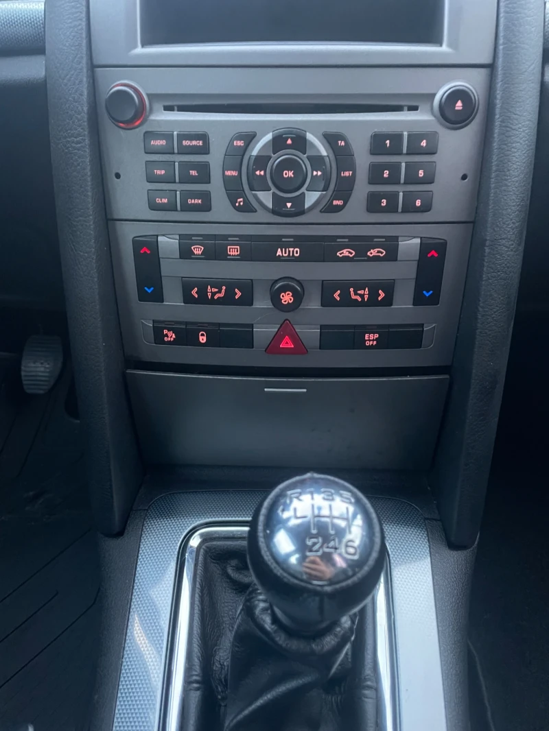 Peugeot 407 2.0 Diesel, снимка 8 - Автомобили и джипове - 52504302