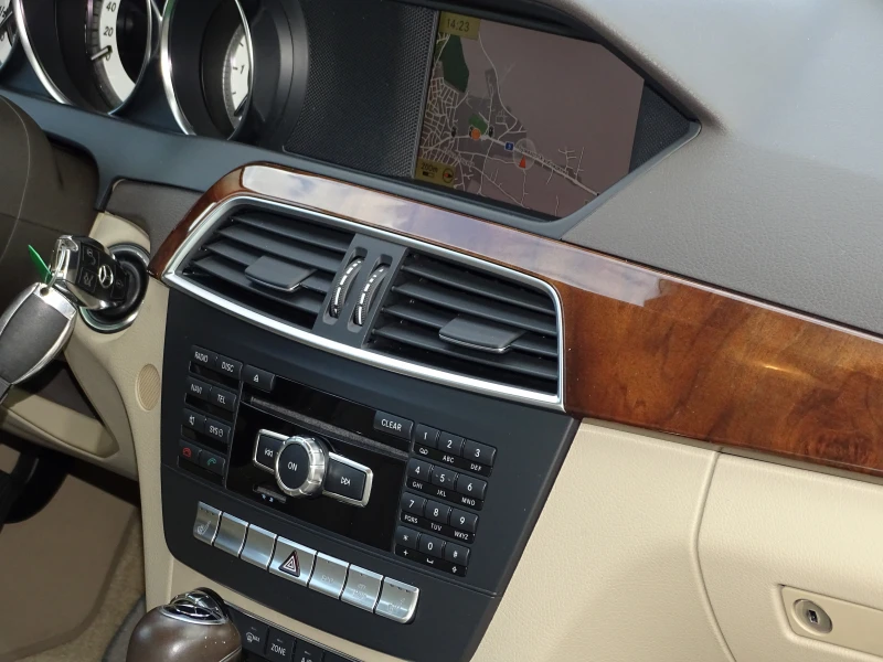 Mercedes-Benz C 250 2.2CDI_ELEGANCE_* AUTOMAT_* , снимка 14 - Автомобили и джипове - 52504489
