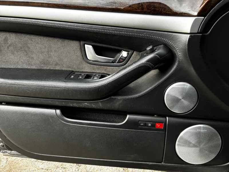 Audi A8, снимка 12 - Автомобили и джипове - 52660496