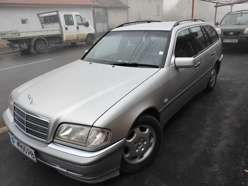 Mercedes-Benz C 220 2.2, снимка 6 - Автомобили и джипове - 52857013
