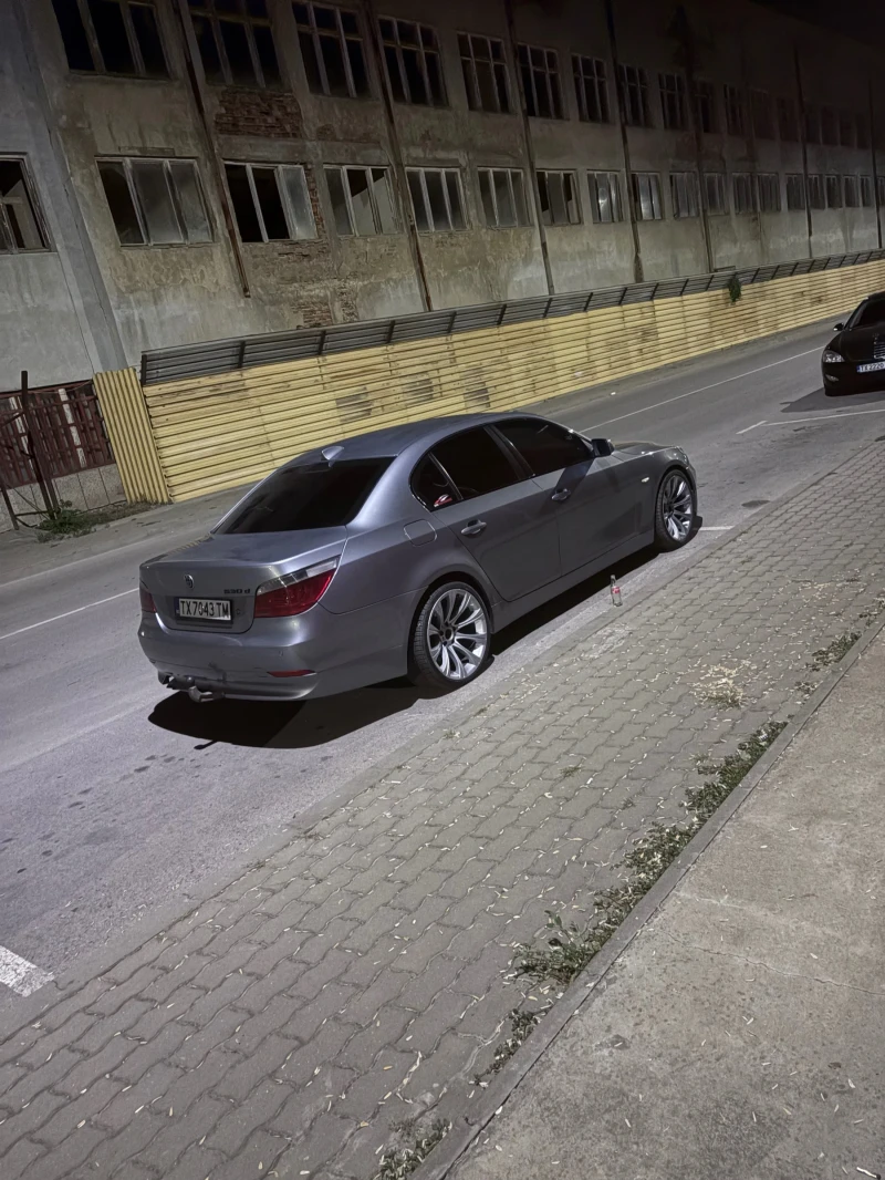 BMW 530, снимка 2 - Автомобили и джипове - 53370168