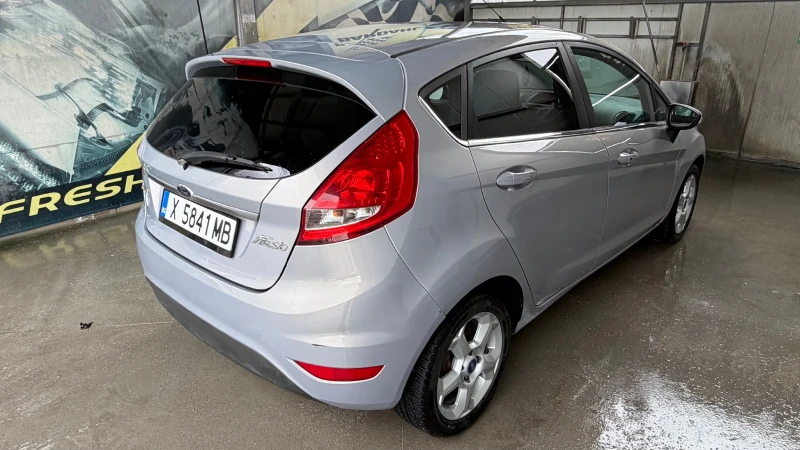 Ford Fiesta 1.6 tdci, снимка 4 - Автомобили и джипове - 53596214