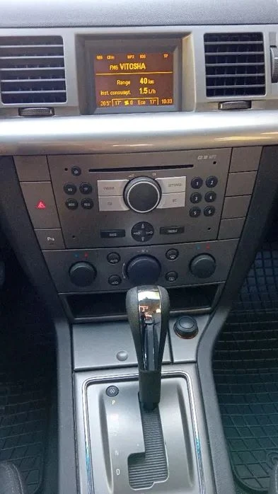 Opel Signum 2.2, снимка 8 - Автомобили и джипове - 47340674