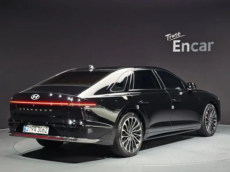 Hyundai Grandeur 3.5 4Wd Calligraphy - изображение 2