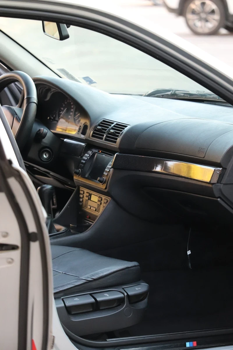 BMW 520  - изображение 8