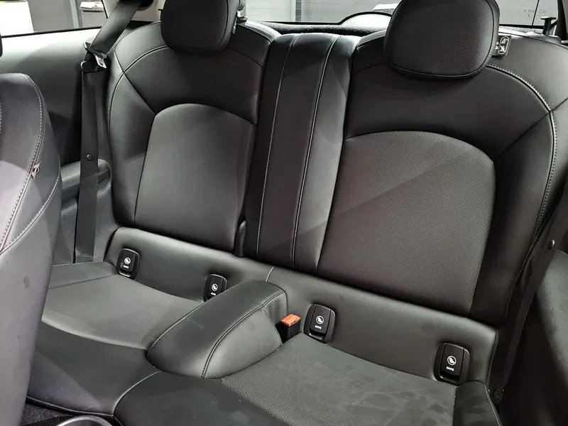Mini Cooper D Basic 3Rd Generation, снимка 12 - Автомобили и джипове - 56116331