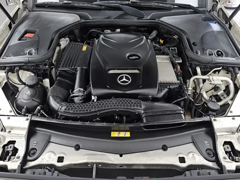 Mercedes-Benz E 300 4MATIC - САМО 30% АВАНС, снимка 6 - Автомобили и джипове - 56266609