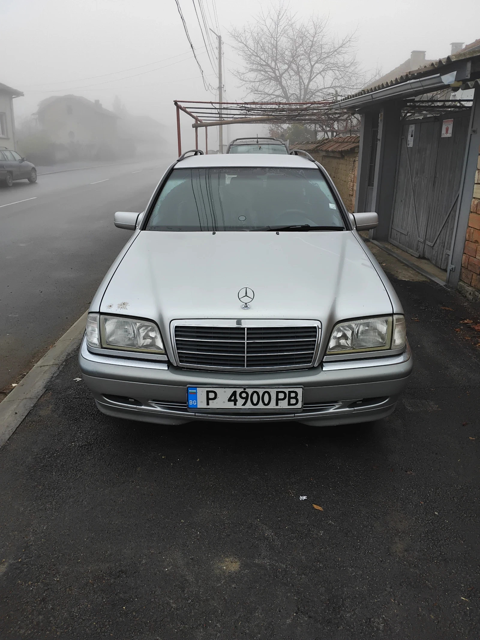 Mercedes-Benz C 220 2.2, снимка 1