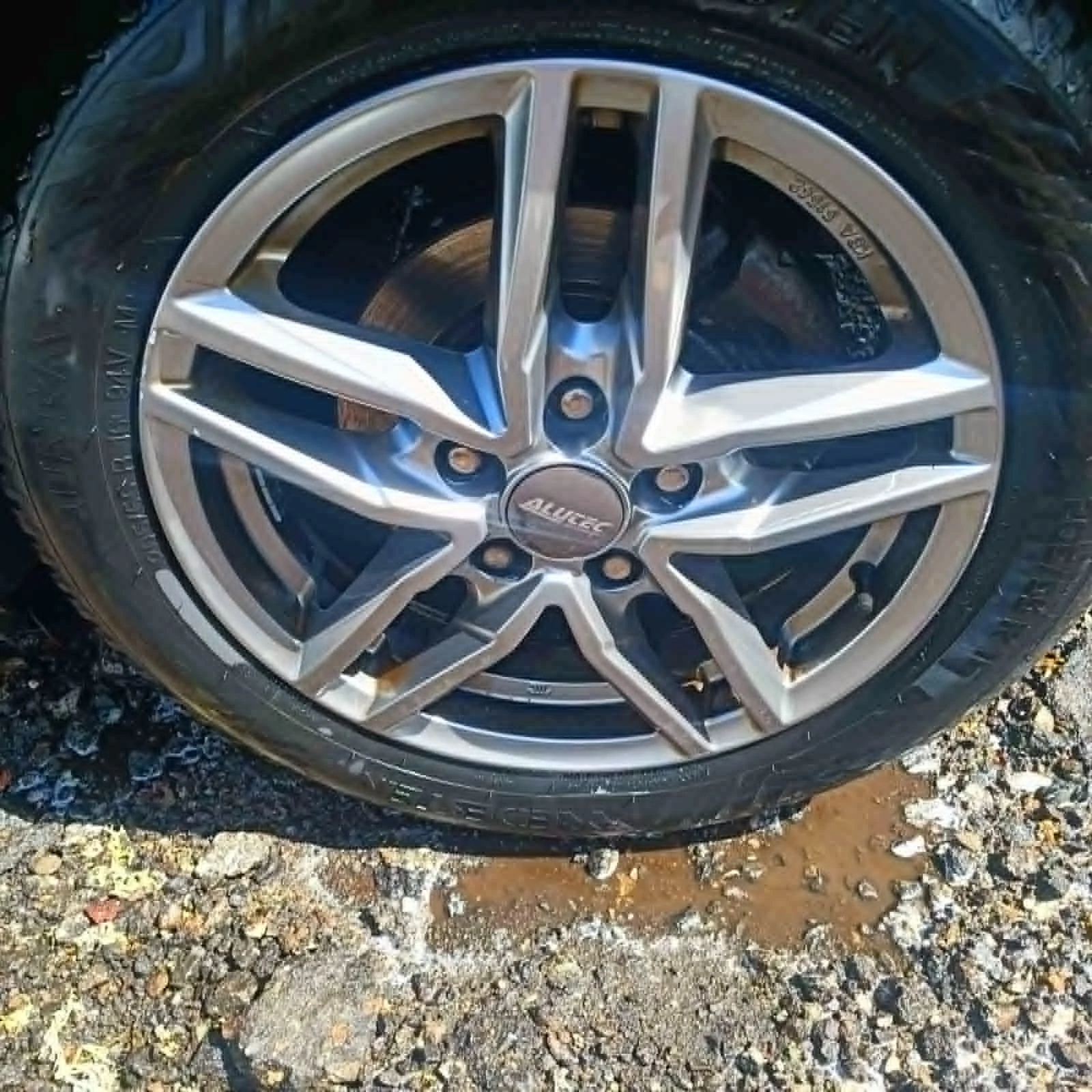 Toyota Auris 2.0D-4D 126�.� �� ����� | Mobile.bg � ����������� 9