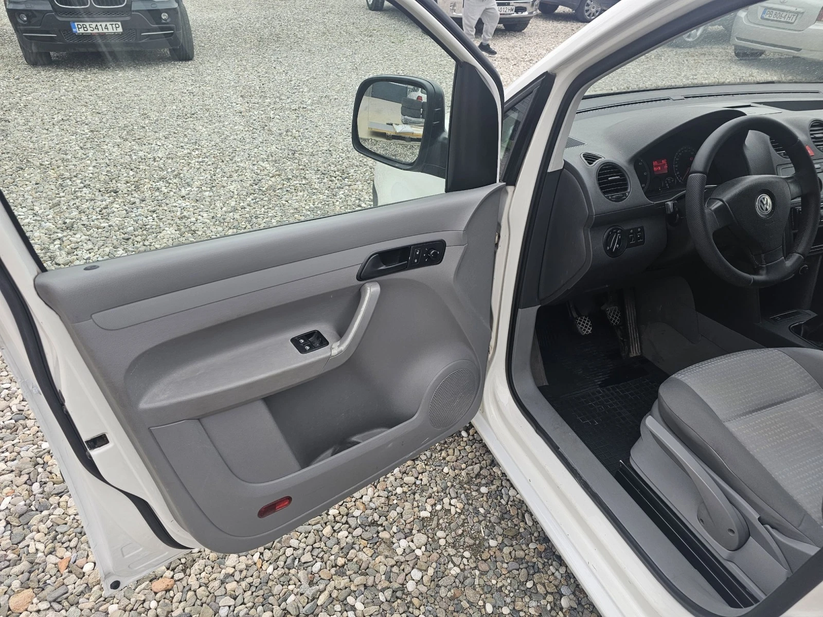 VW Caddy 1.9TDI | Mobile.bg — изображение 13