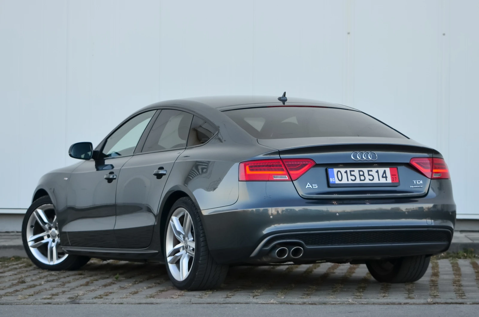 Audi A5 2.0 TDI S LINE - изображение 4