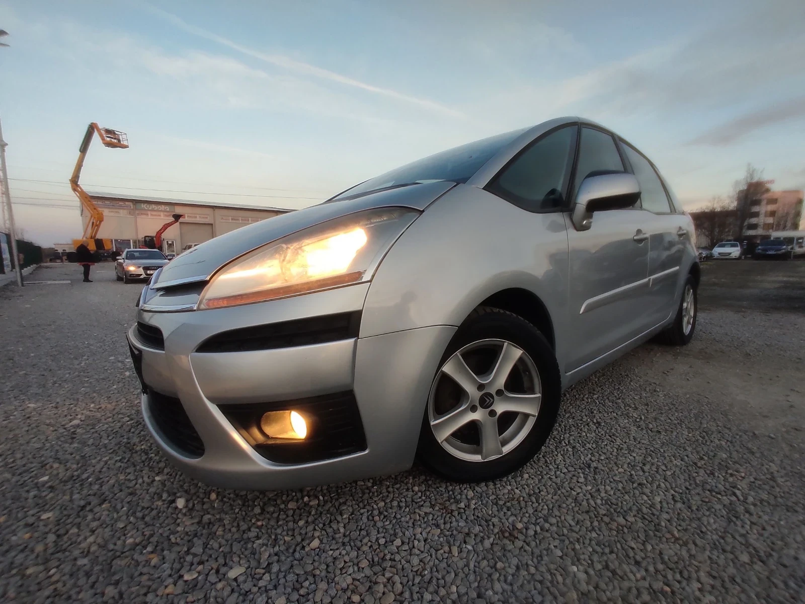 Citroen C4 Picasso 1.6HDi/109k.c./ НОВ ВНОС /РЪЧНИ СКОРОСТИ  - изображение 5