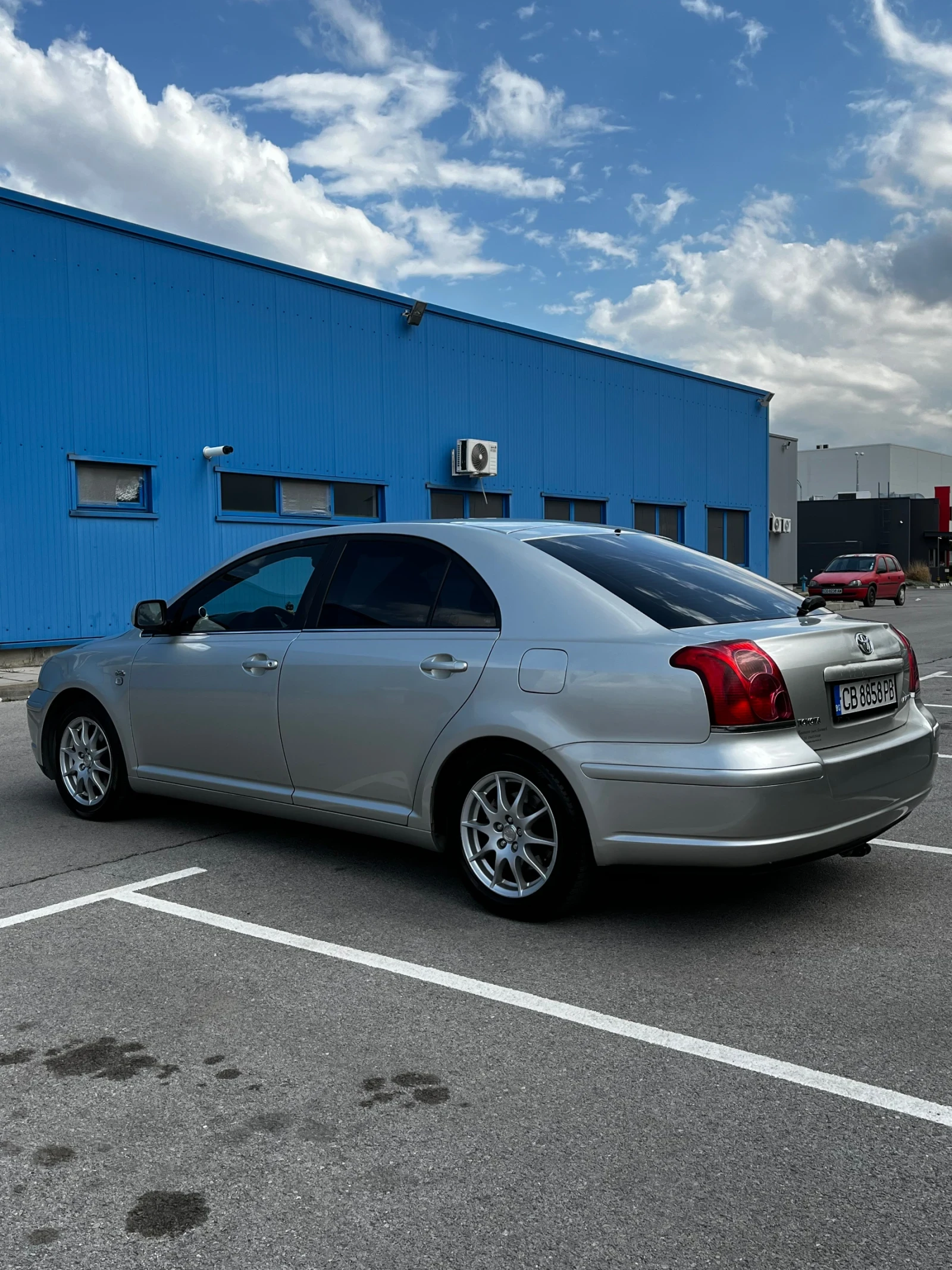 Toyota Avensis 2.0 D4D - изображение 8