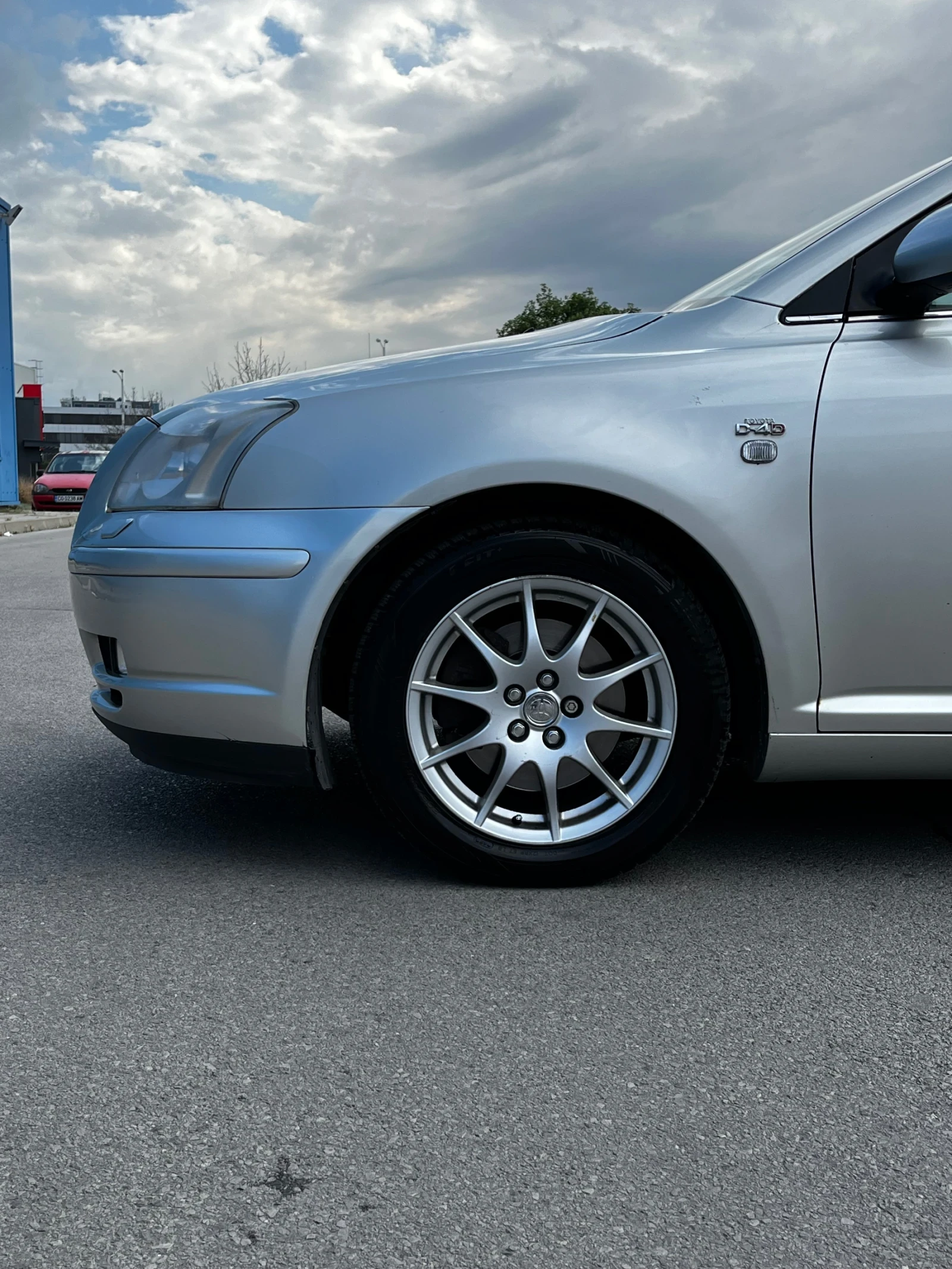 Toyota Avensis 2.0 D4D - изображение 10