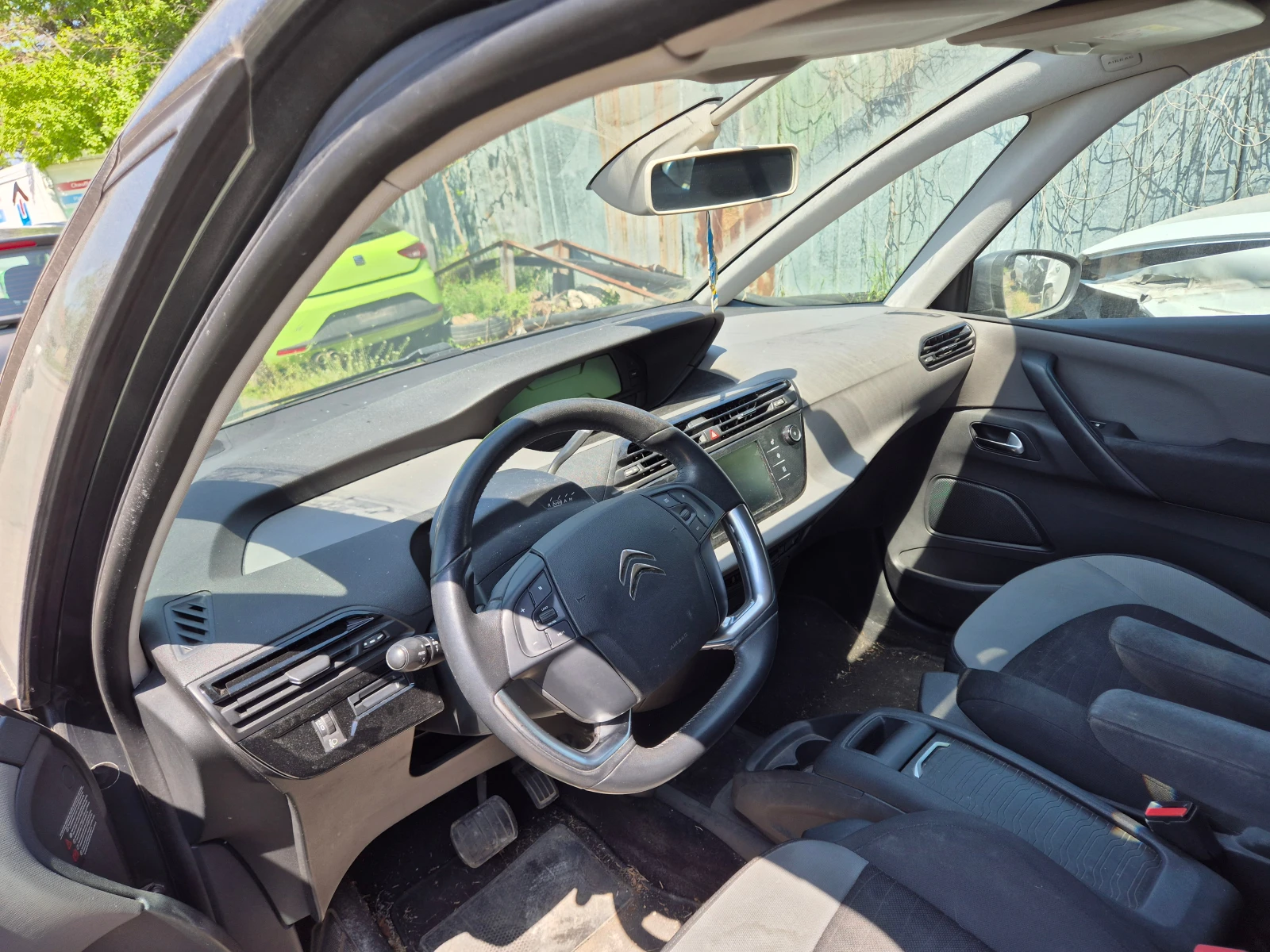 Citroen C4 Picasso 1.6HDI - изображение 2