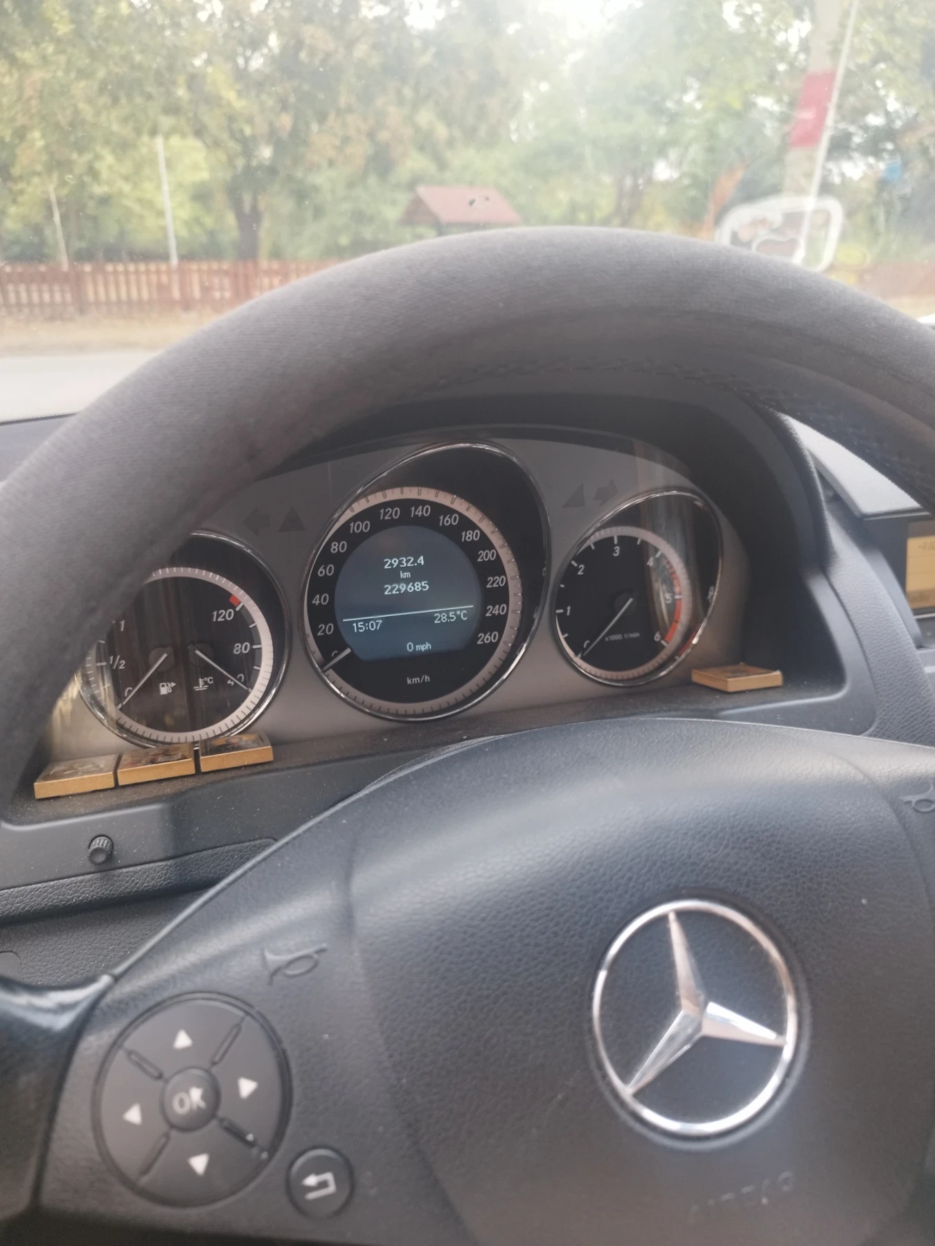 Mercedes-Benz C 200  - изображение 7