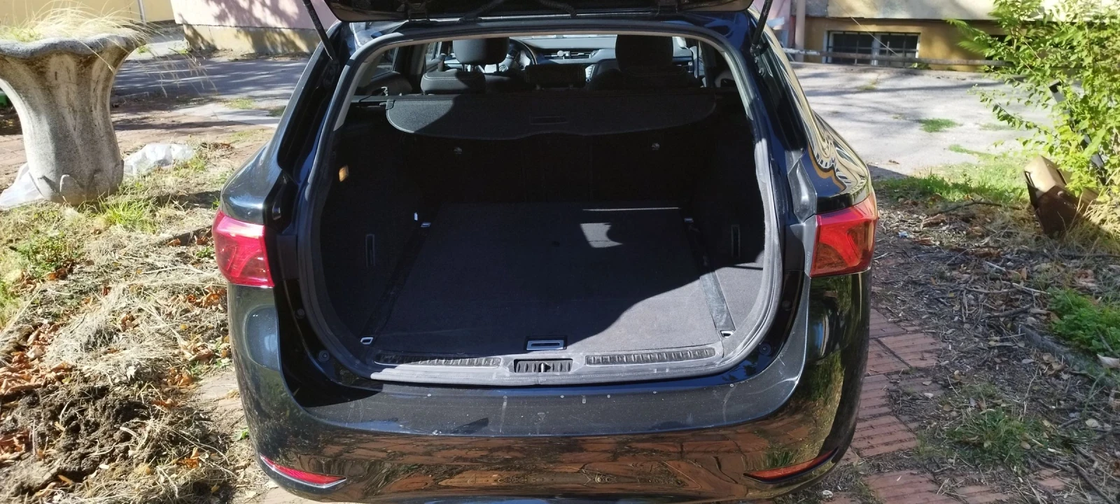 Toyota Avensis 2.0D4D - изображение 6