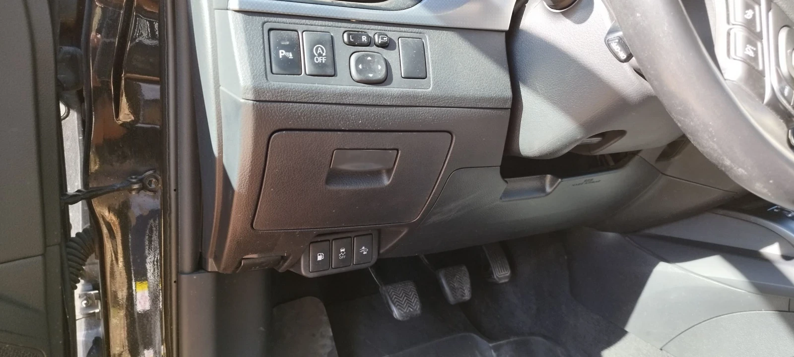 Toyota Avensis 2.0D4D - изображение 9