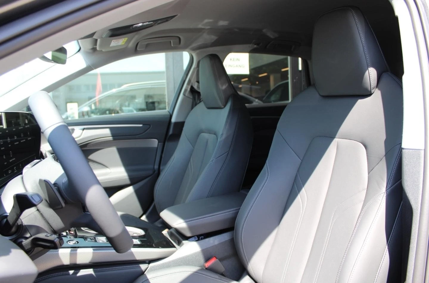 Audi A6 TFSI AVANT S-LINE TECH PAKET 360 MATRIX - изображение 7