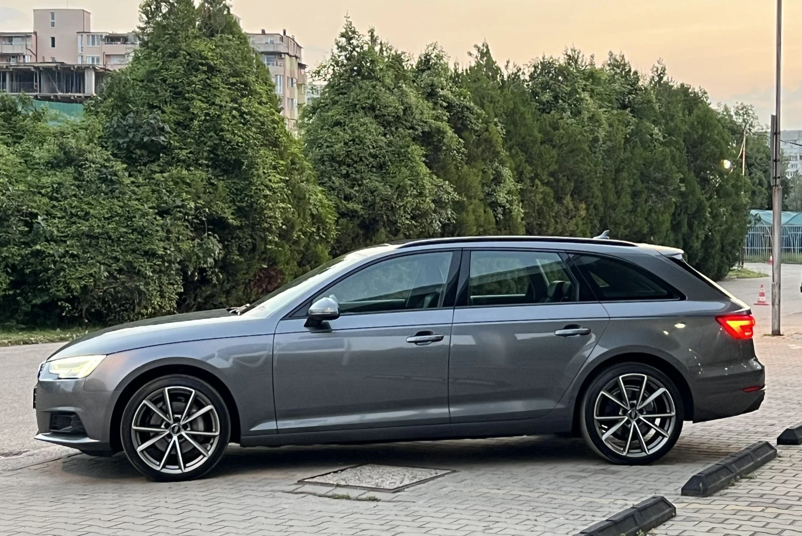Audi A4 3.0TDI Quattro Alcantara Panorama цена до 25.12 - изображение 6
