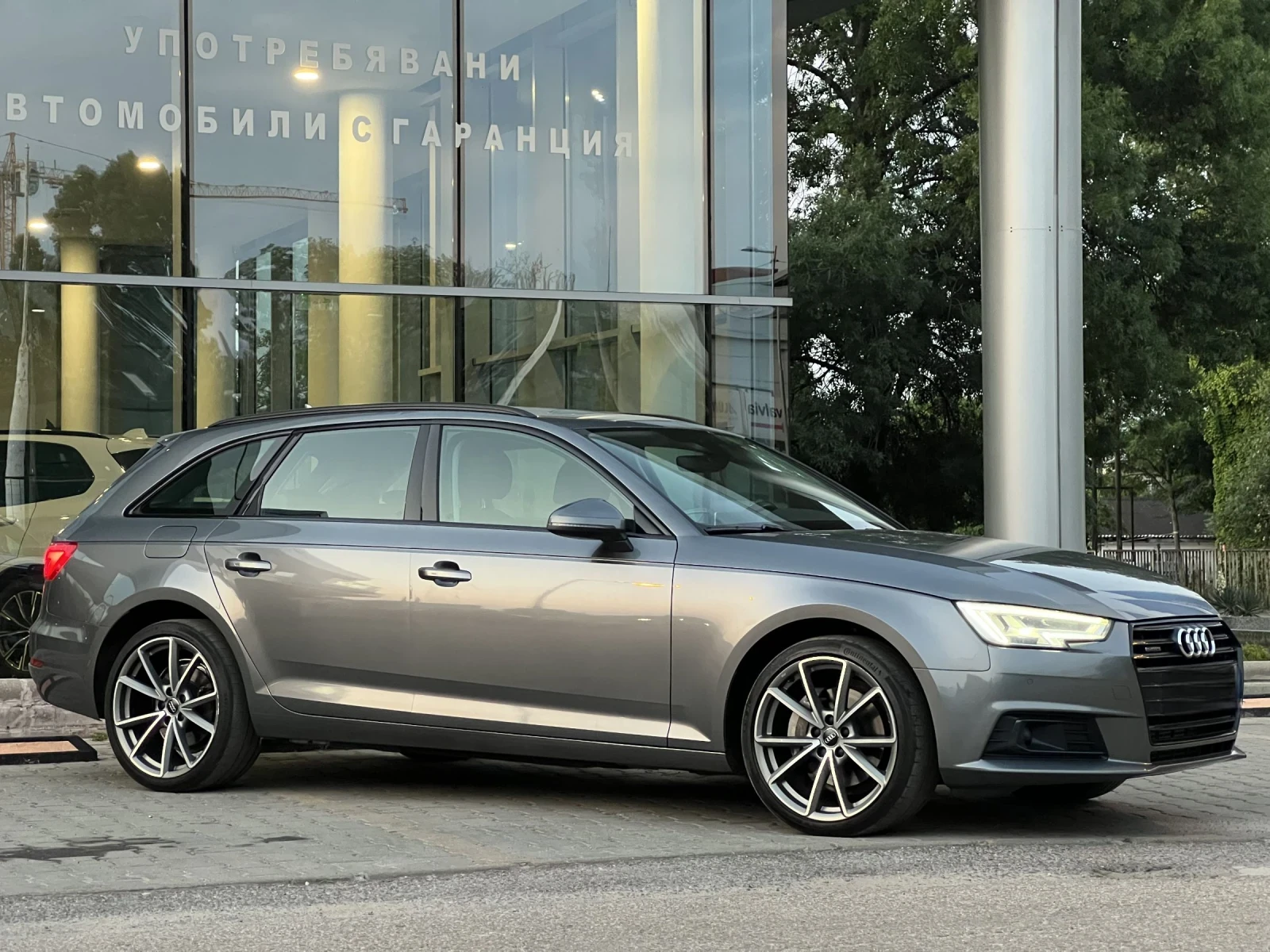 Audi A4 3.0TDI Quattro Alcantara Panorama цена до 25.12 - изображение 4