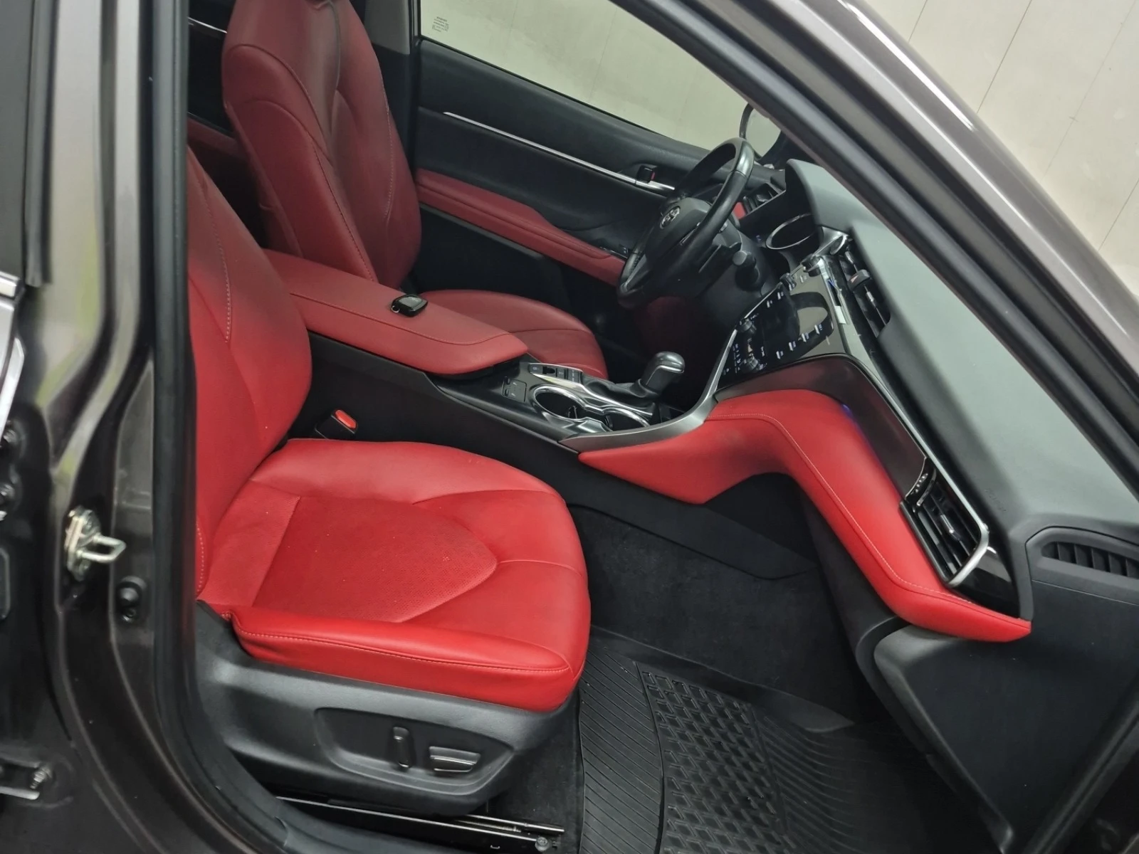 Toyota Camry XSE * * CARFAX * * АВТО КРЕДИТ * *  - изображение 10