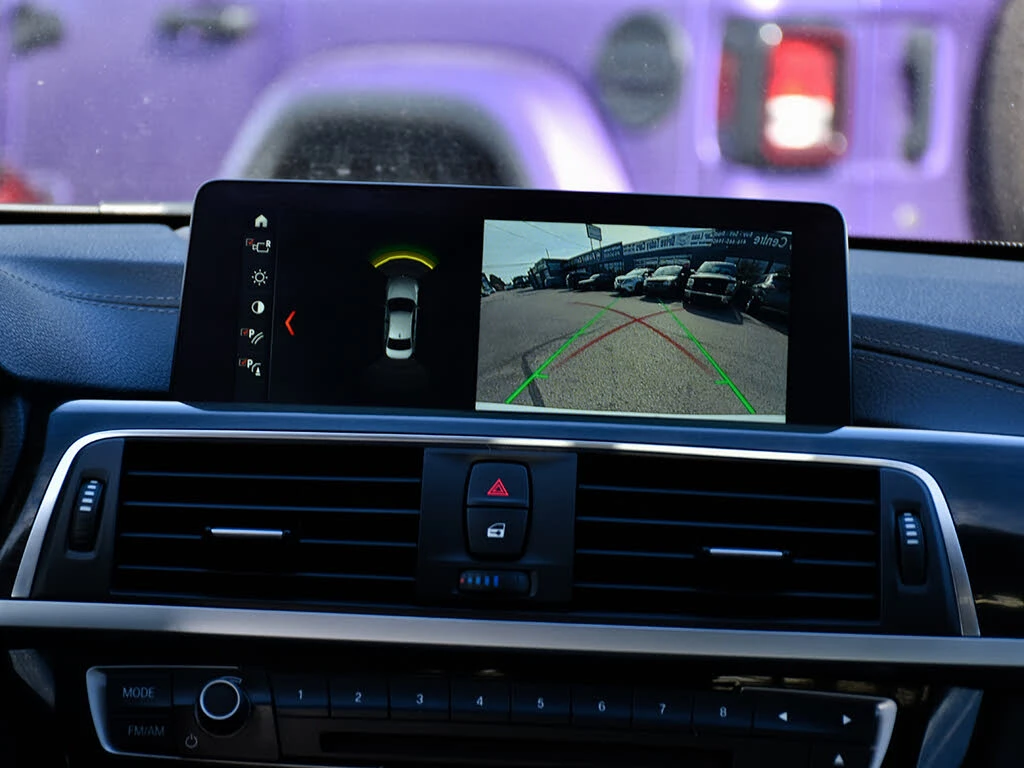 BMW 330 *  *    *   *  | Mobile.bg   12