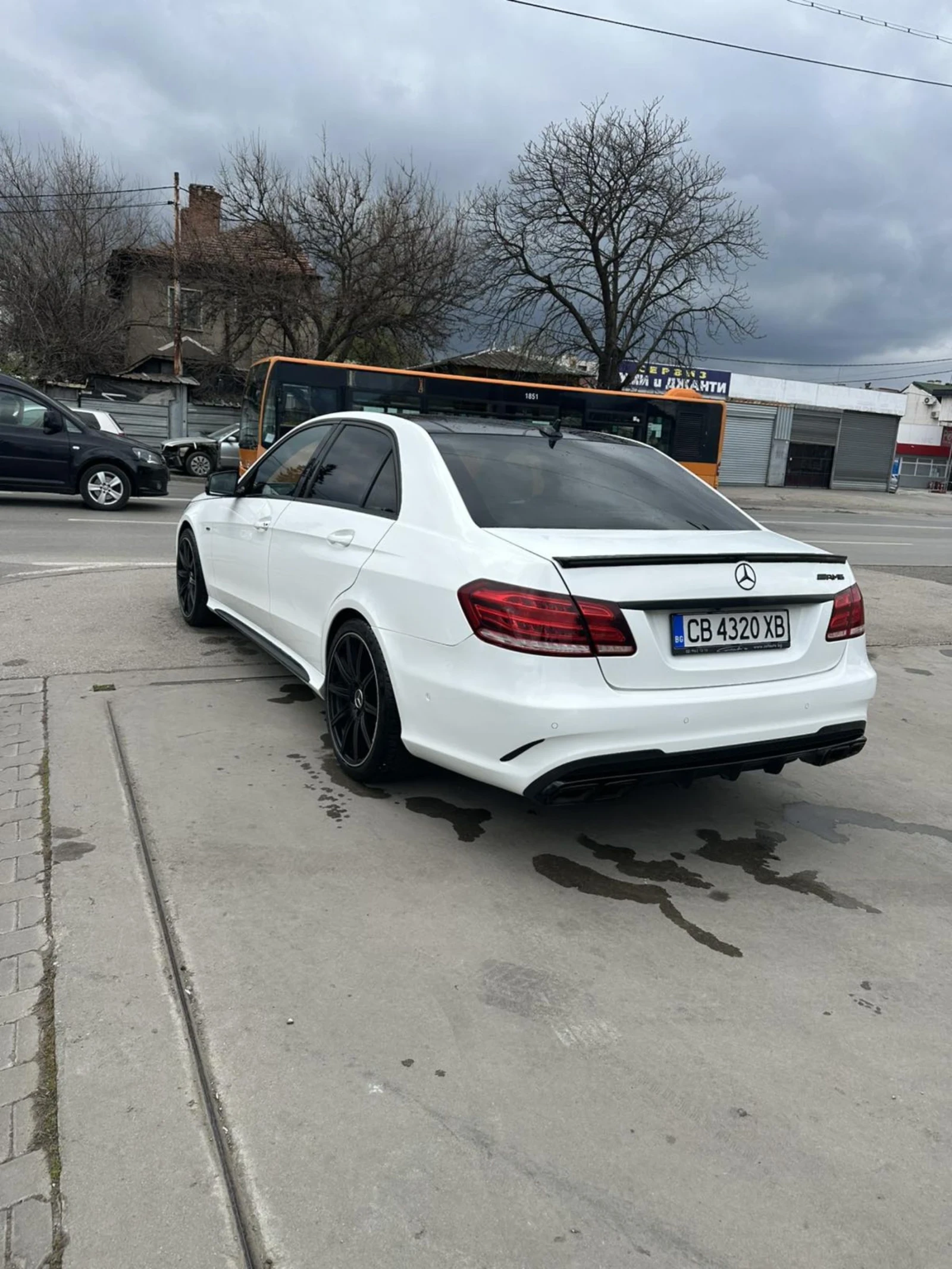 Mercedes-Benz E 36 AMG 258к.с. - изображение 3