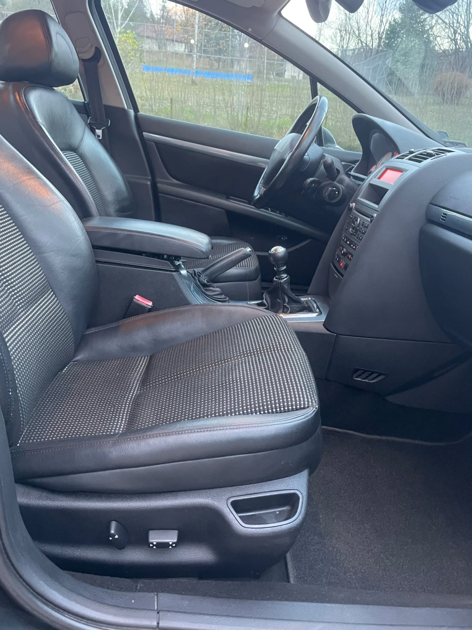 Peugeot 407 2.0 Diesel - изображение 7