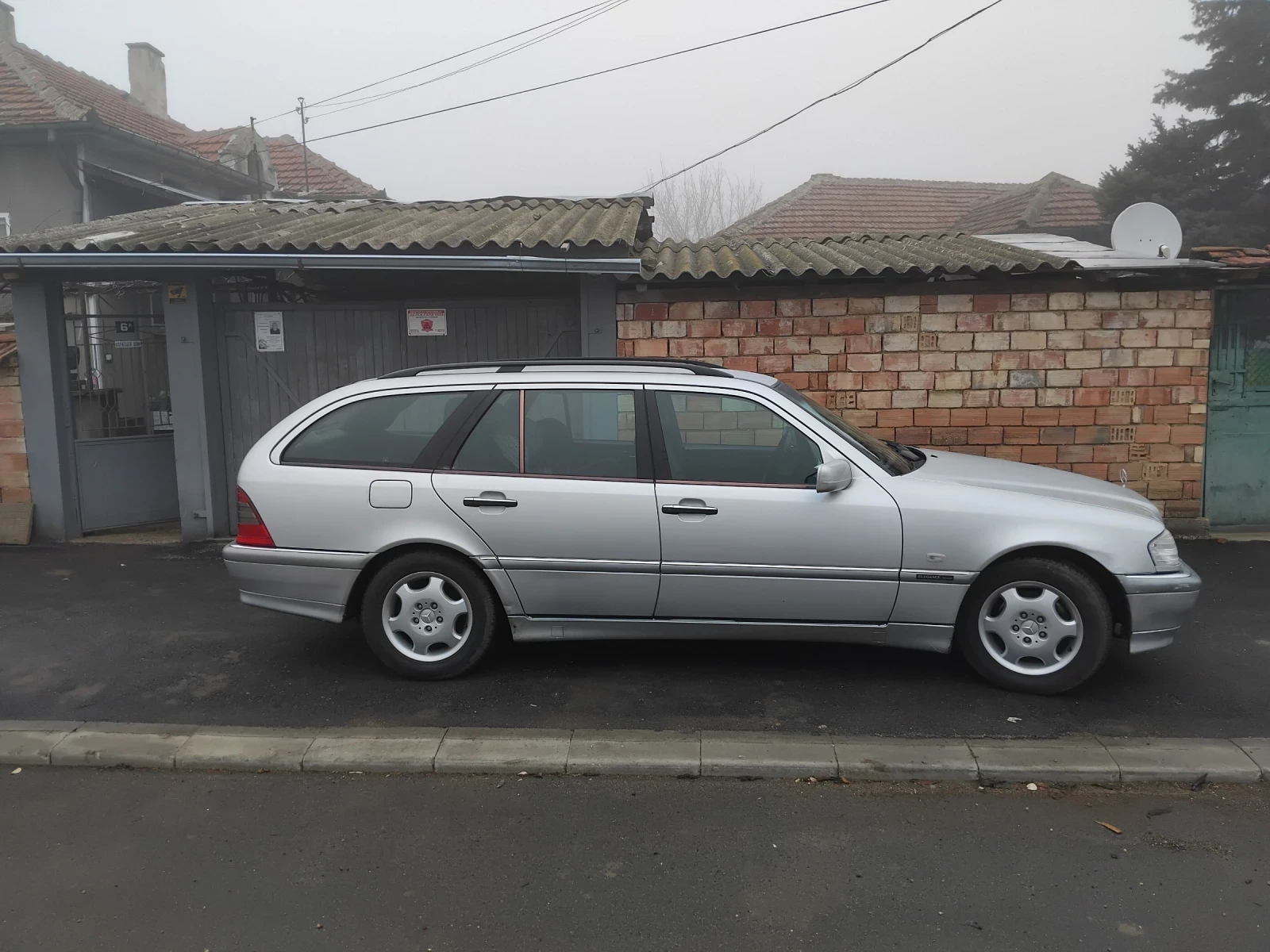 Mercedes-Benz C 220 2.2 | Mobile.bg � ����������� 3