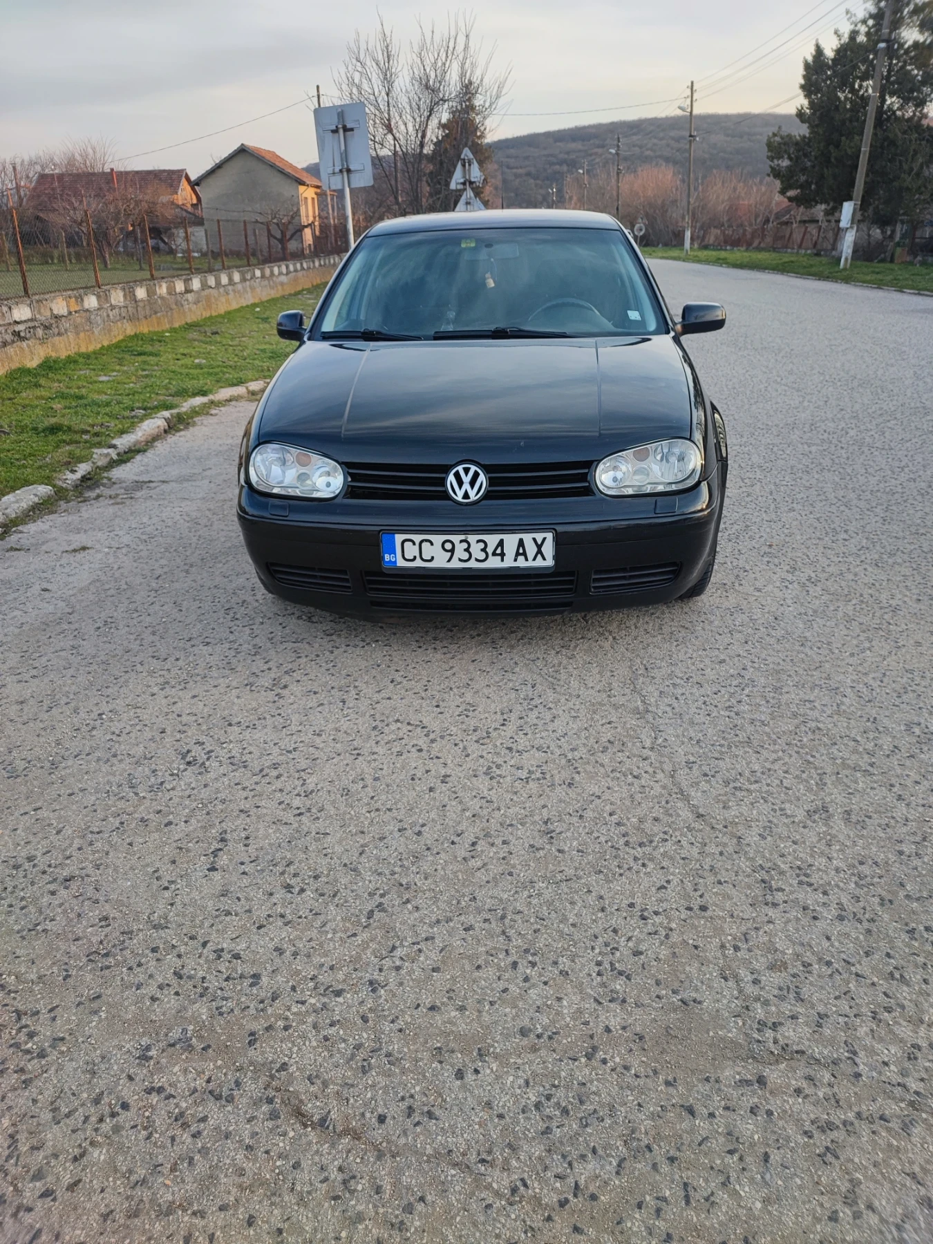 VW Golf 1.9TDI 90 kc, снимка 2 - Автомобили и джипове - 53840263