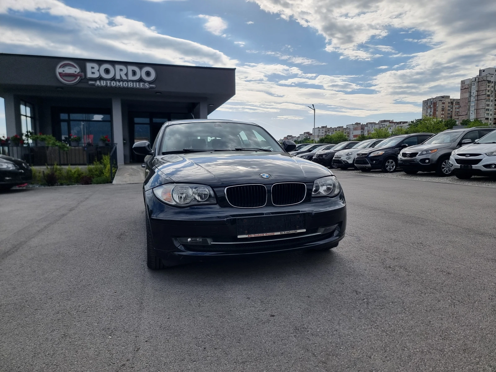BMW 116 2.0D FACE, снимка 9 - Автомобили и джипове - 54447656